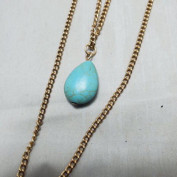Banana Republic gold crescent moon with turquoise stone gold layered necklace - Picture 5 of 9